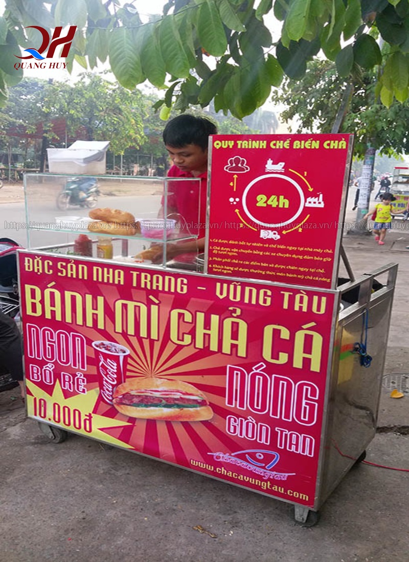 Xe bánh mì chả cá 1m2 Quang Huy