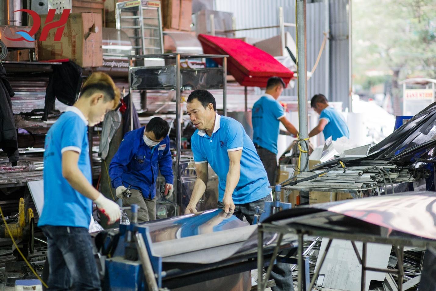 Xưởng sản xuất chế tạo Quang Huy với dây chuyền công nghệ hiện đại