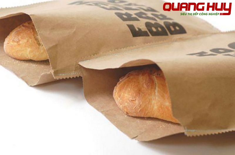 Bảo quản bánh mì bằng giấy báo