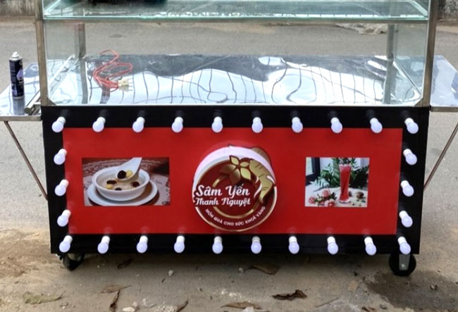 Decal xe bán trà sữa Sâm Yến Thanh Nguyệt