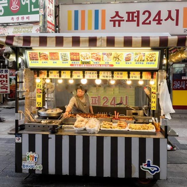 Xe đẩy bán đồ ăn Hàn Quốc