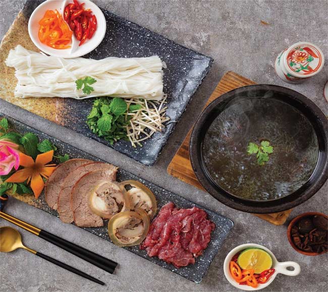 cách ăn phở wagyu đúng