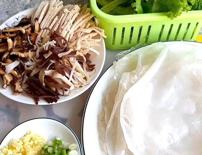 nguyên liệu làm phở cuốn chay