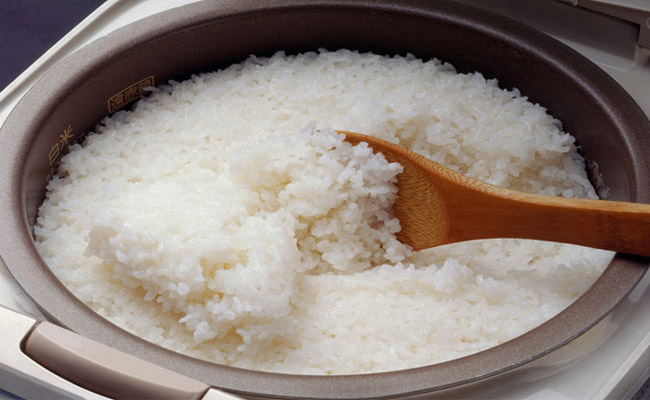 cách nấu cơm tấm bằng nồi cơm điện