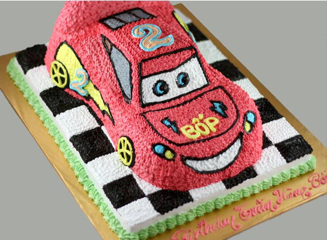 Bánh sinh nhật ô tô đua