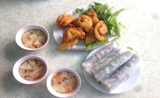 phở cuốn Hà Nội