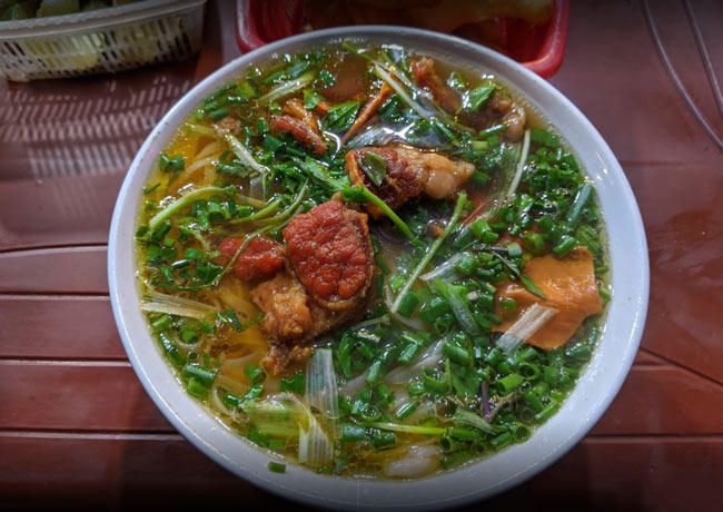 phở sốt vang đường tàu