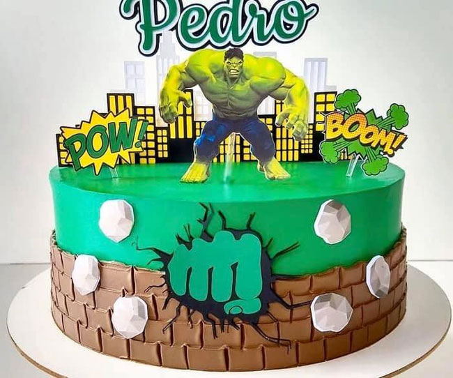 bánh kem siêu nhân Hulk khổng lồ