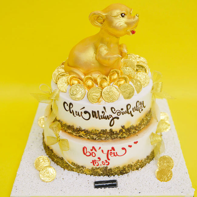 bánh sinh nhật hình con chuột vàng