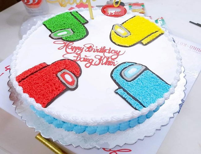 mẫu bánh sinh nhật among us 8
