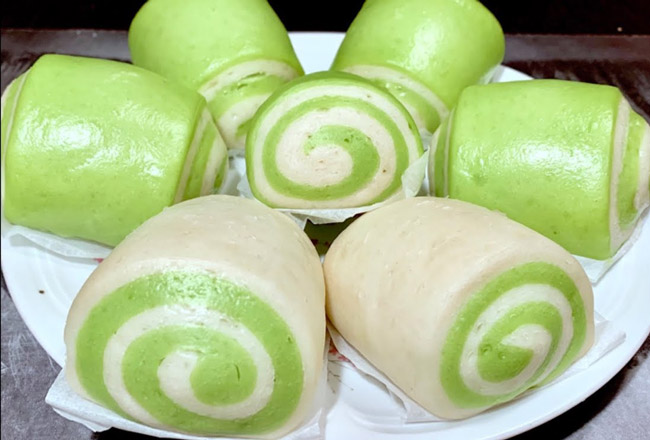 bánh bao lá dứa màu bắt mắt