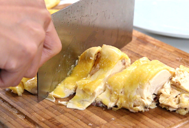 chế biến gà làm cơm gà Hội An