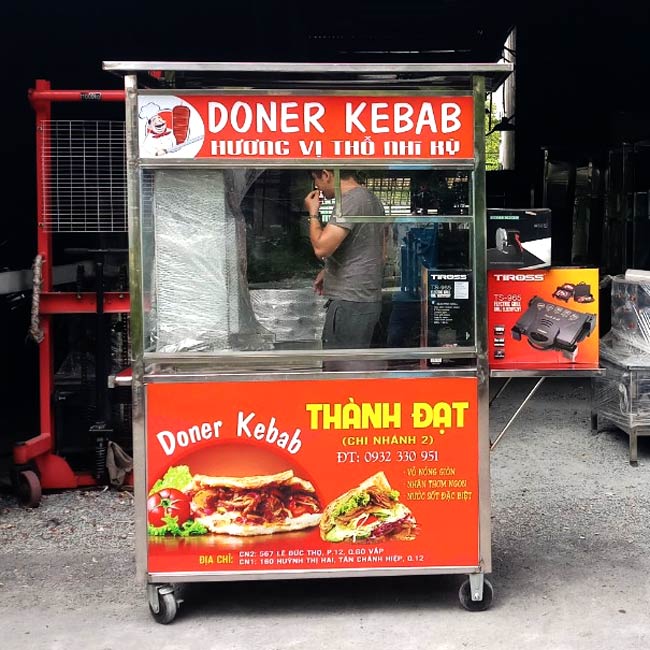 xe bánh mì doner kebab có lò nướng