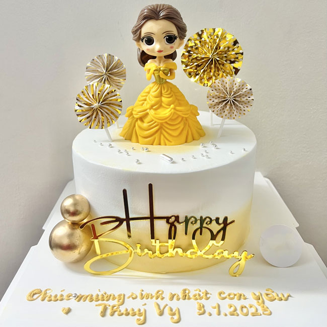 bánh kem sinh nhật công chúa belle