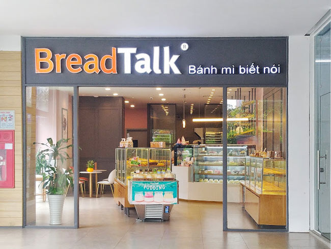 Tiệm bánh break talk