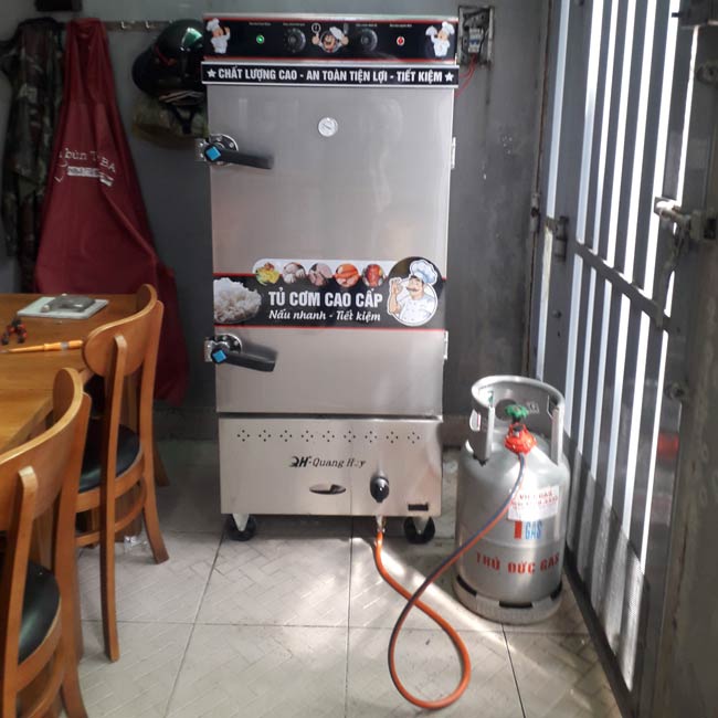 chọn mua tủ cơm theo nhiên liệu