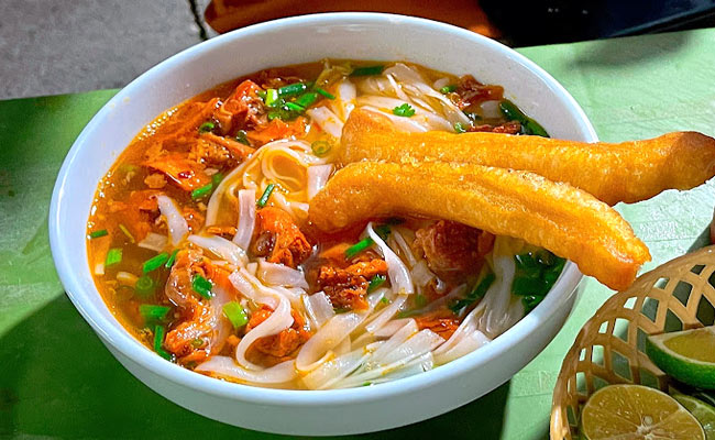 phở bò sốt vang hà nội