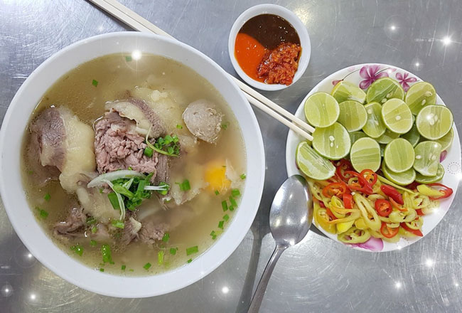 phở lệ tái nạm