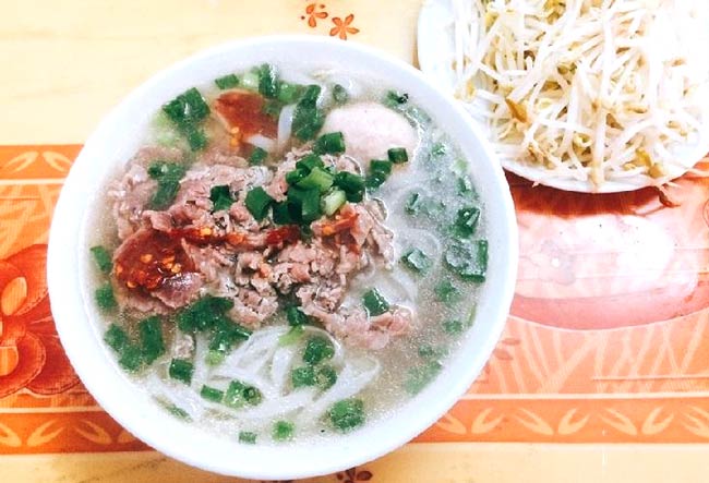 tô phở huyền