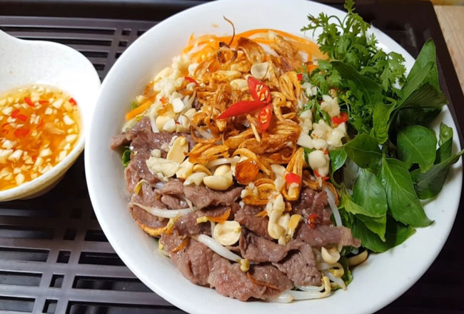 phở trộn bò đa hương vị