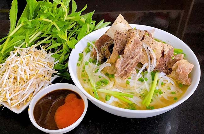 tips nấu phở sườn bò ngon