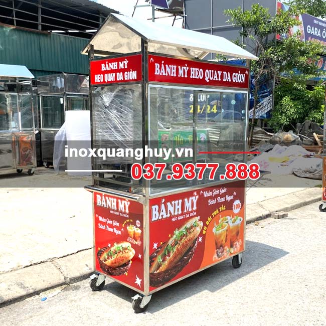 Xe bánh mì heo quay da giòn 1m2 mái ngói