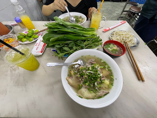 phở sách quán hòa