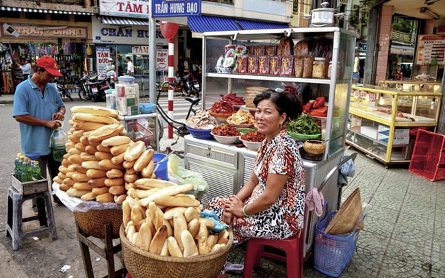 bán bánh mì cạnh tranh cao